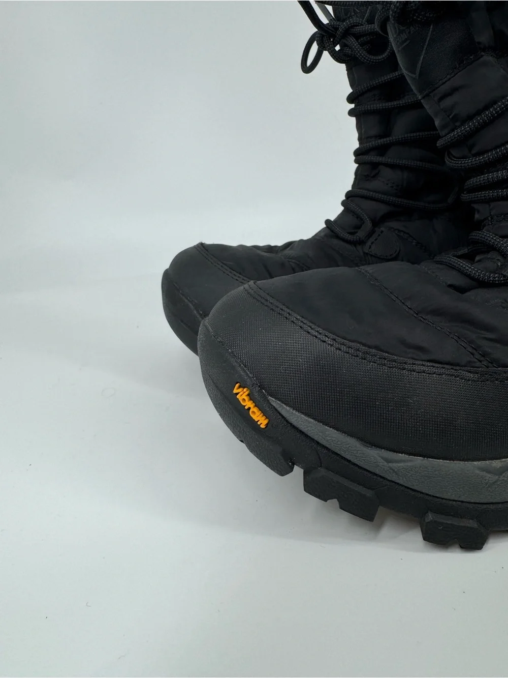 Muck Boot Women's Arctic Ice Nomadic Sport + Vibram Arctic Grip A.T. Size 7